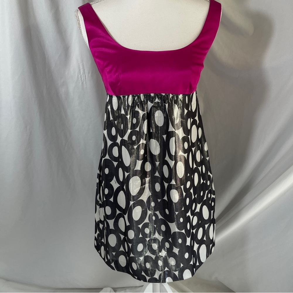 Silk Blend Trina Turk Babydoll Dress Made in the USA/Graphic Skirt Size 2